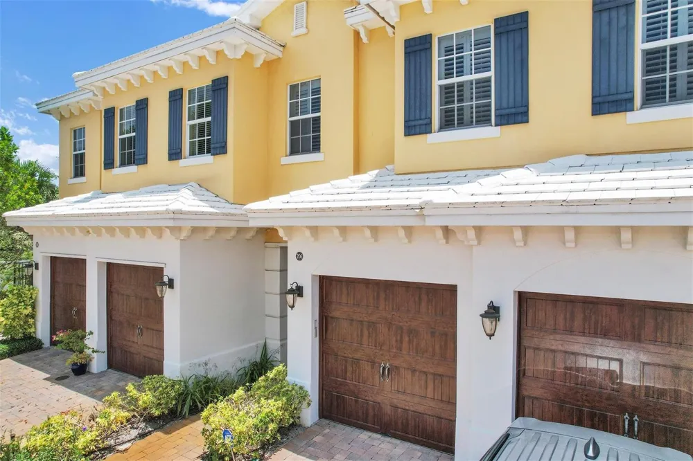 206 Mariner Court North Palm Beach, FL 33408