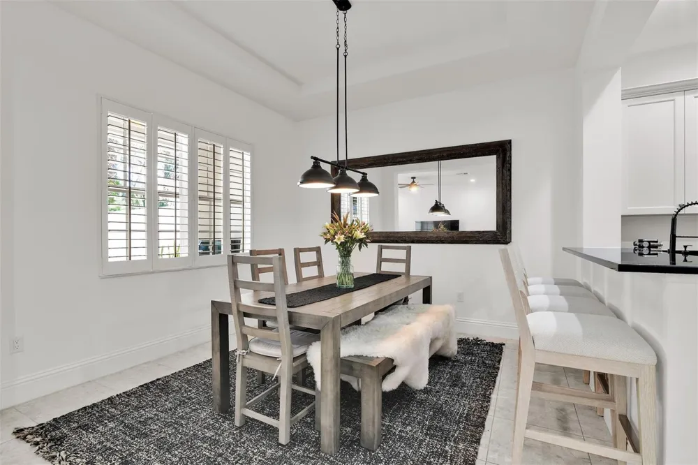 206 Mariner Court North Palm Beach, FL 33408