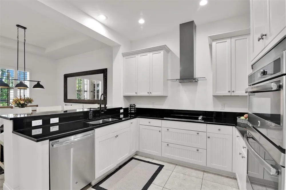 206 Mariner Court North Palm Beach, FL 33408