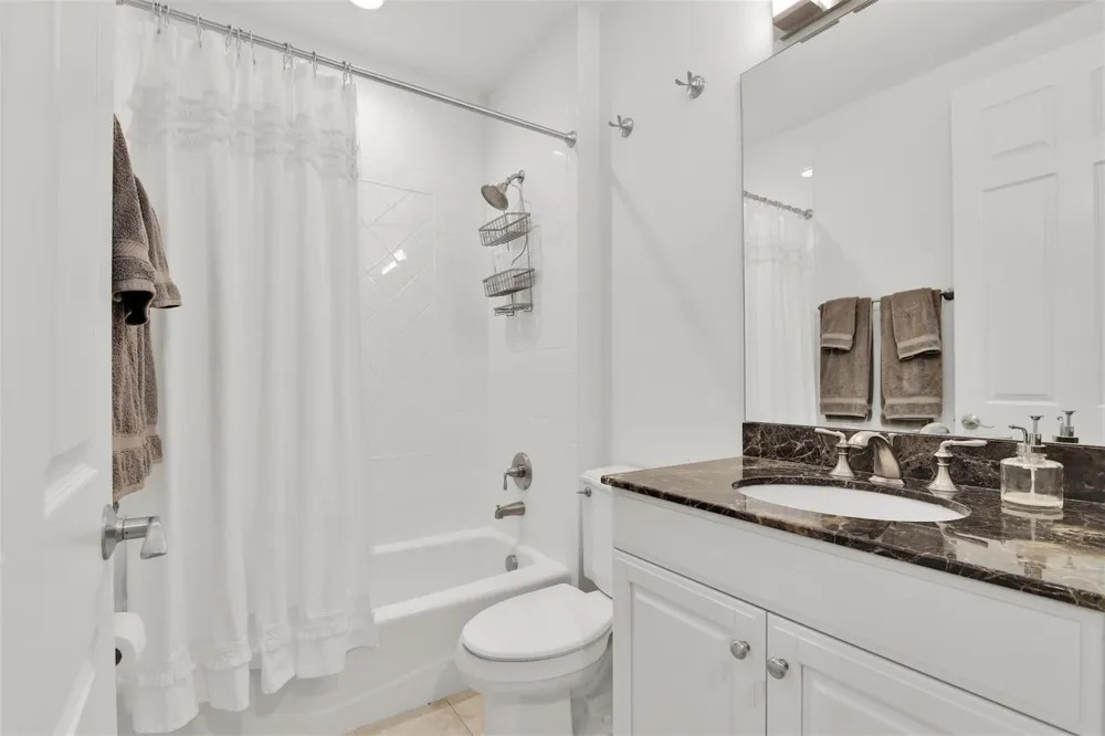 206 Mariner Court North Palm Beach, FL 33408