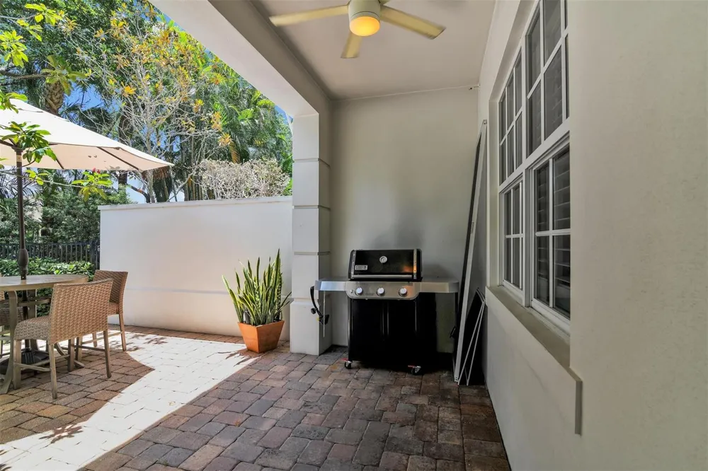 206 Mariner Court North Palm Beach, FL 33408