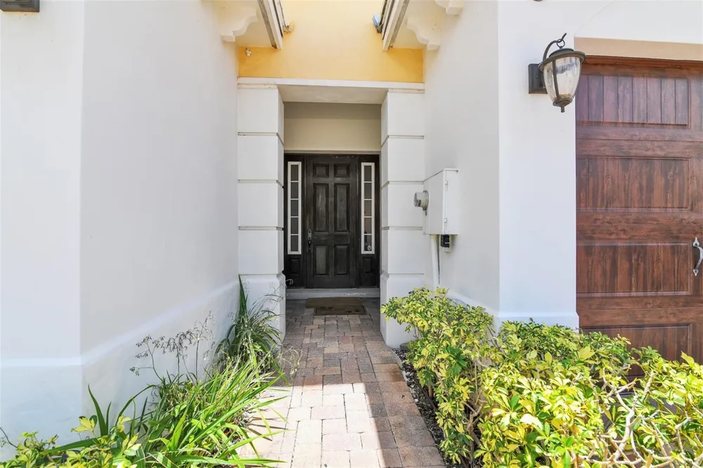 206 Mariner Court North Palm Beach, FL 33408