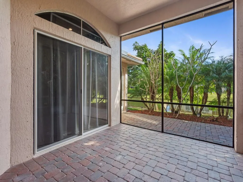 6124 57th Court Vero Beach, FL 32967