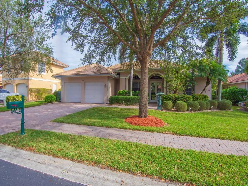 6124 57th Court Vero Beach, FL 32967