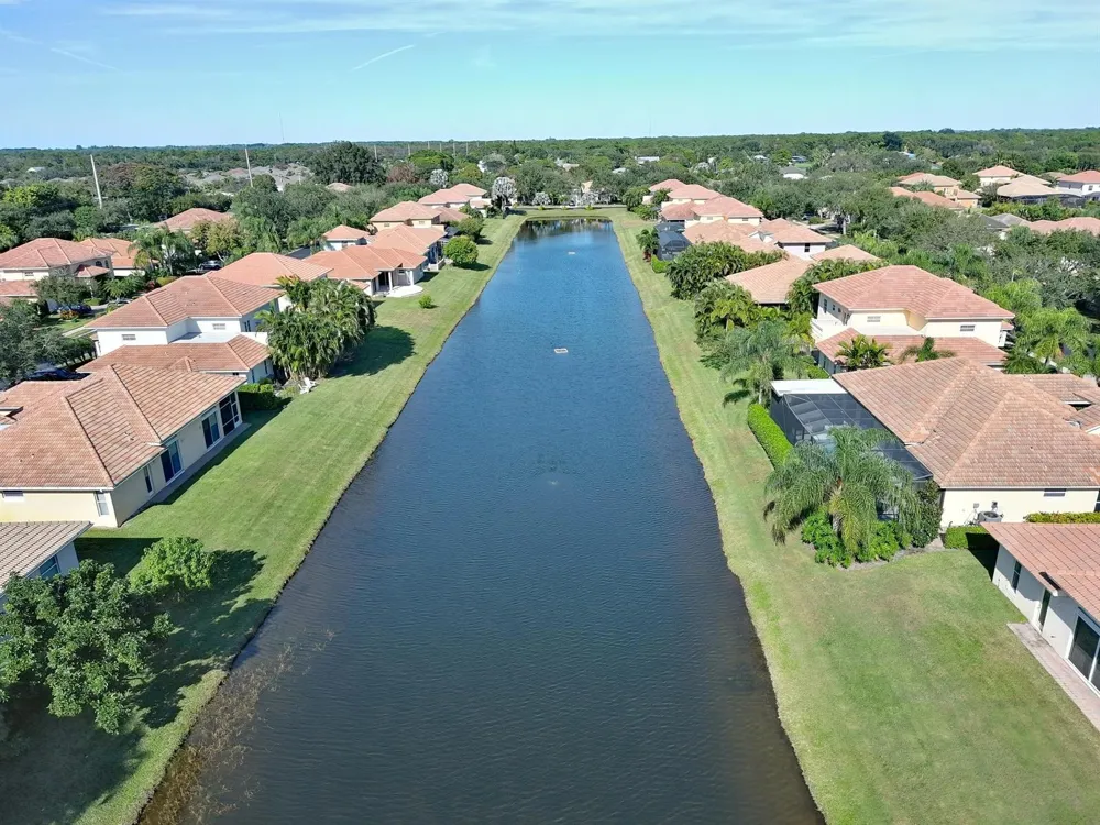 6124 57th Court Vero Beach, FL 32967