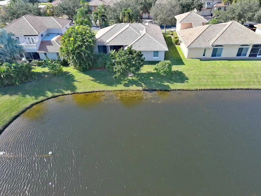 6124 57th Court Vero Beach, FL 32967