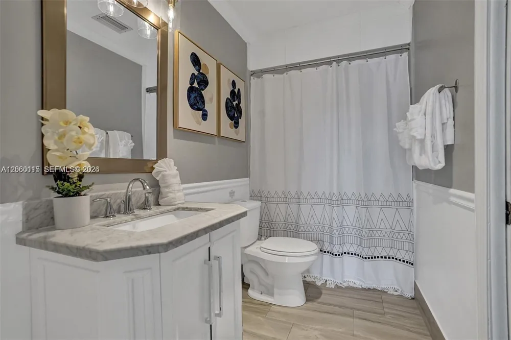 1941 SW 52nd Ter Plantation, FL 33317