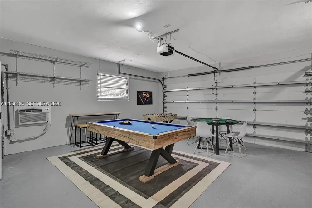 1941 SW 52nd Ter Plantation, FL 33317