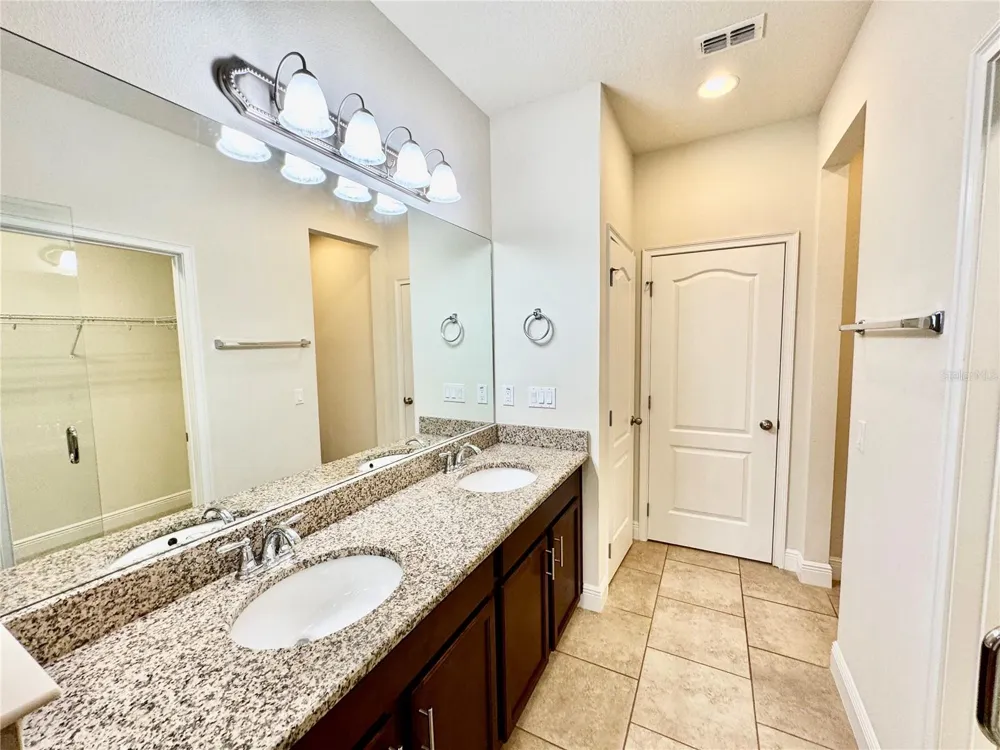7208 MILESTONE DRIVE Apollo Beach, FL 33572