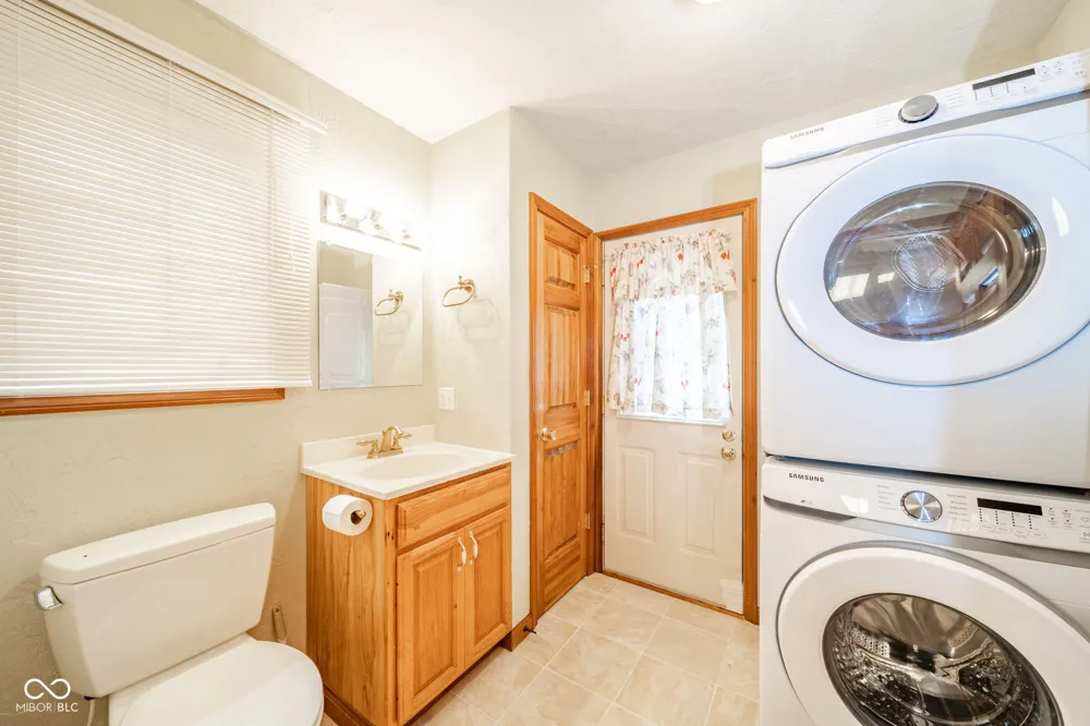 512 5th Street Middletown, IN 47356
