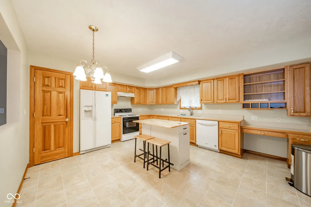 512 5th Street Middletown, IN 47356