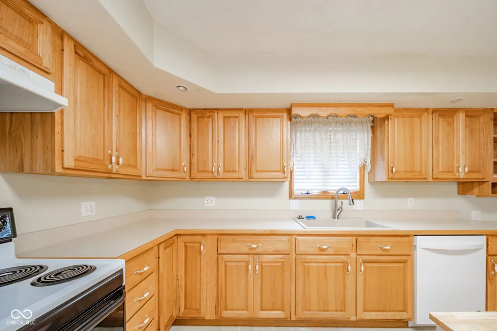 512 5th Street Middletown, IN 47356
