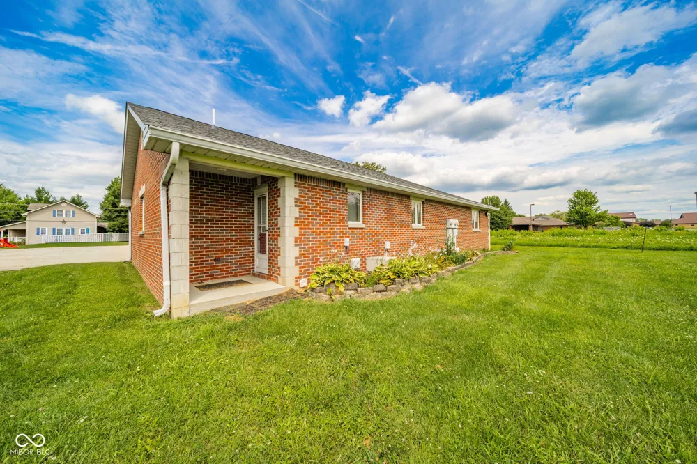 512 5th Street Middletown, IN 47356