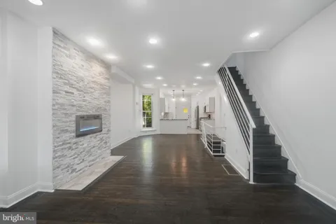 1029 S 51ST STREET