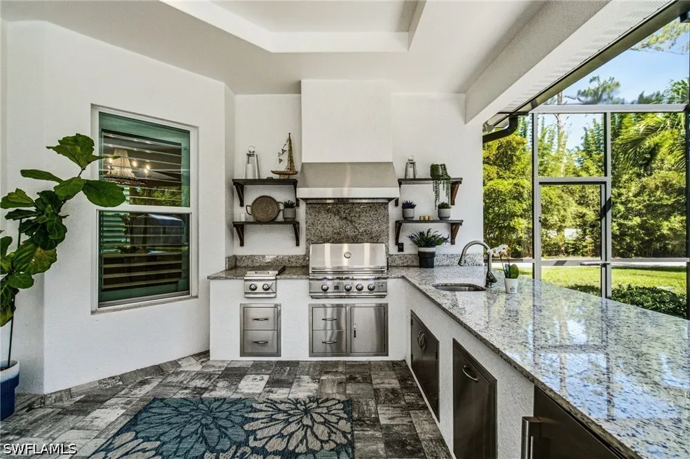 Hidden Oaks Lane Naples, FL 34119