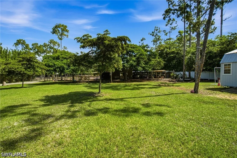 Hidden Oaks Lane Naples, FL 34119