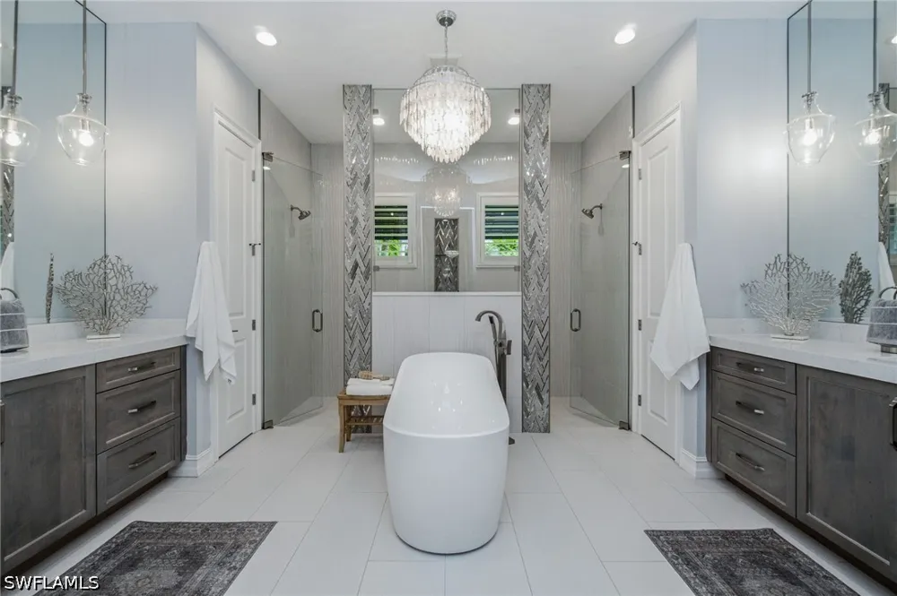 Hidden Oaks Lane Naples, FL 34119