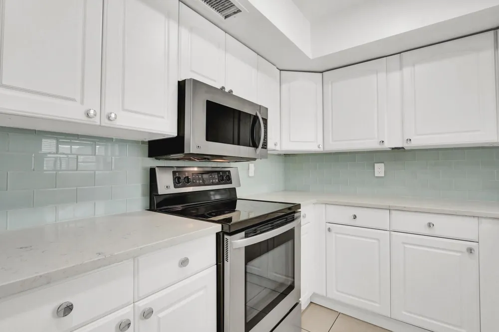 10249 Military Trail #Apt 201 Palm Beach Gardens, FL 33410