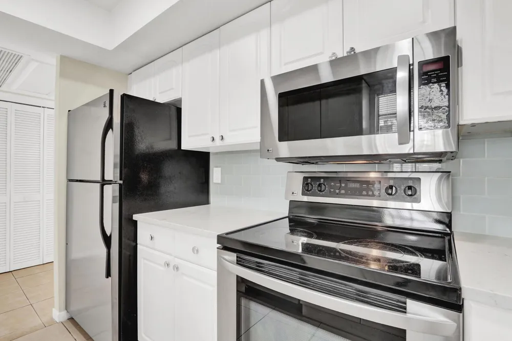10249 Military Trail #Apt 201 Palm Beach Gardens, FL 33410