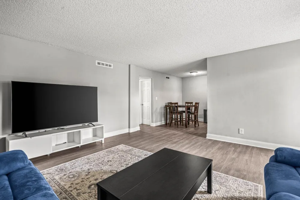 6900 SW 39th Street #101j Davie, FL 33314