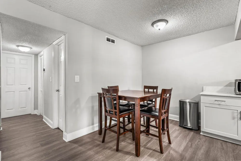 6900 SW 39th Street #101j Davie, FL 33314