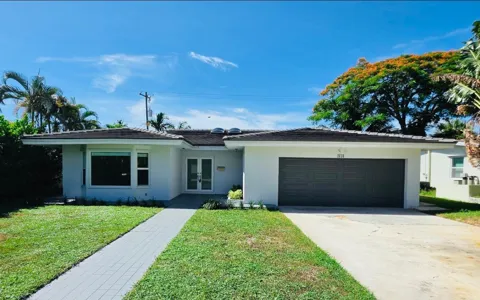2648 NE 9TH STREET