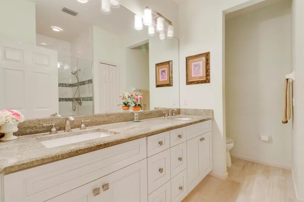 9222 Wentworth Lane Port St. Lucie, FL 34986
