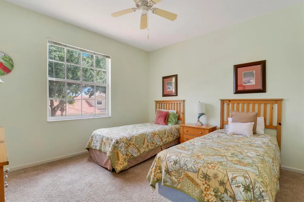 9222 Wentworth Lane Port St. Lucie, FL 34986