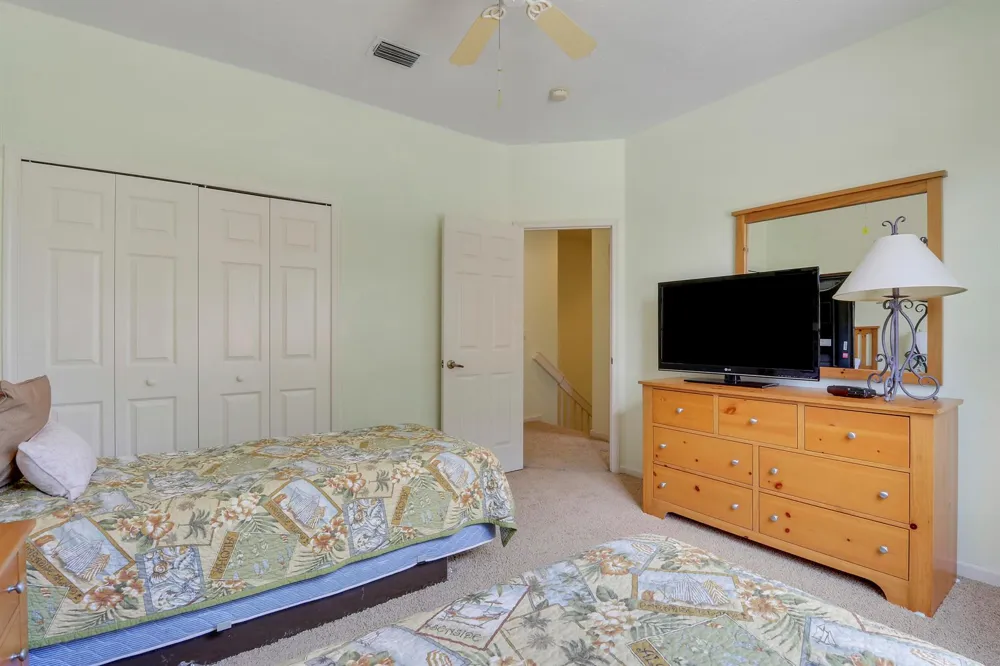9222 Wentworth Lane Port St. Lucie, FL 34986