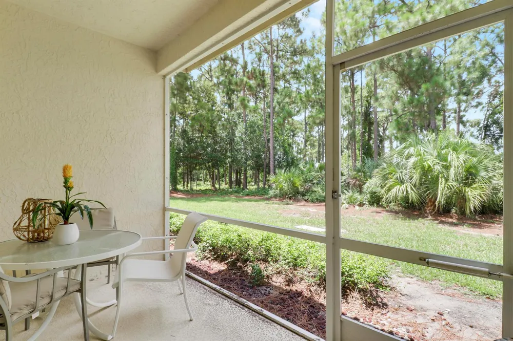 9222 Wentworth Lane Port St. Lucie, FL 34986
