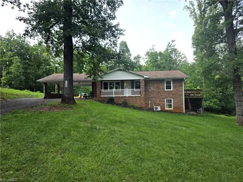 146 King Park Circle