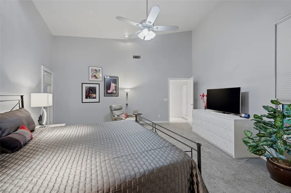 316 Comanche Drive Lake Kiowa, TX 76240