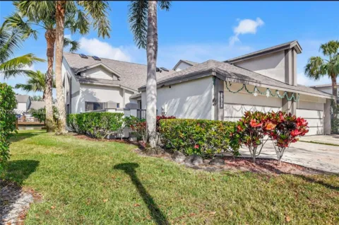 802 Landings Blvd