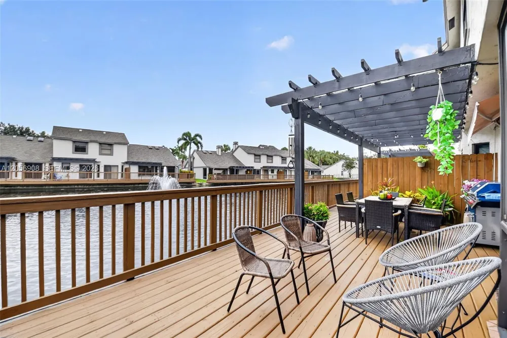 802 Landings Blvd Green Acres, FL 33413