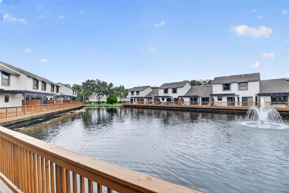 802 Landings Blvd Green Acres, FL 33413