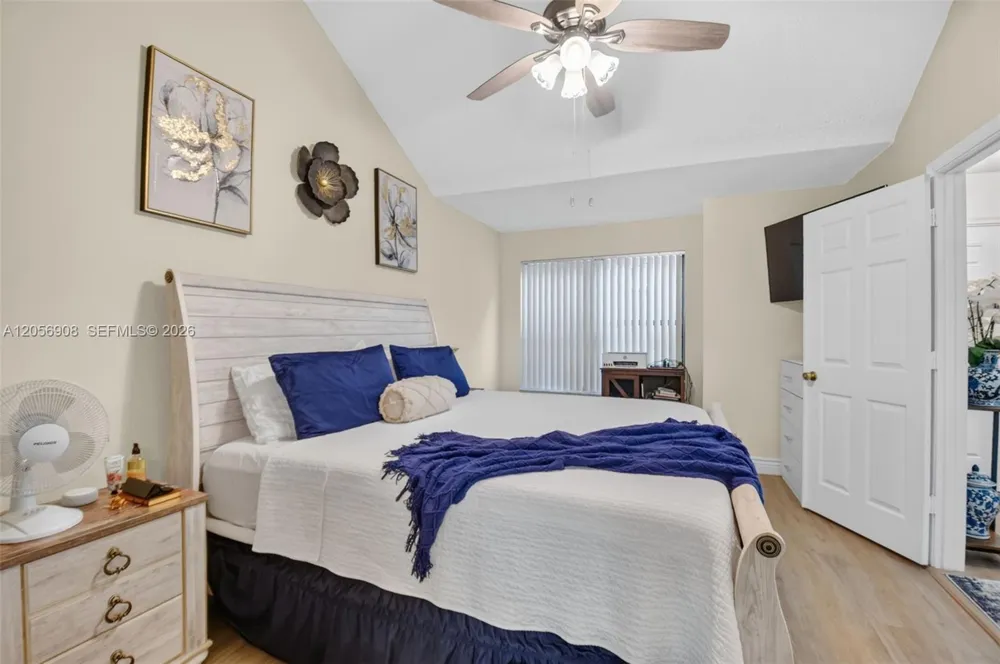 802 Landings Blvd Green Acres, FL 33413