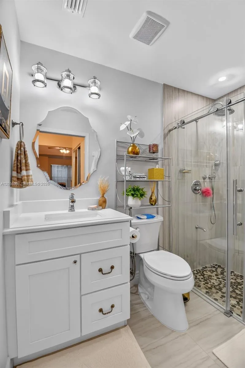 802 Landings Blvd Green Acres, FL 33413