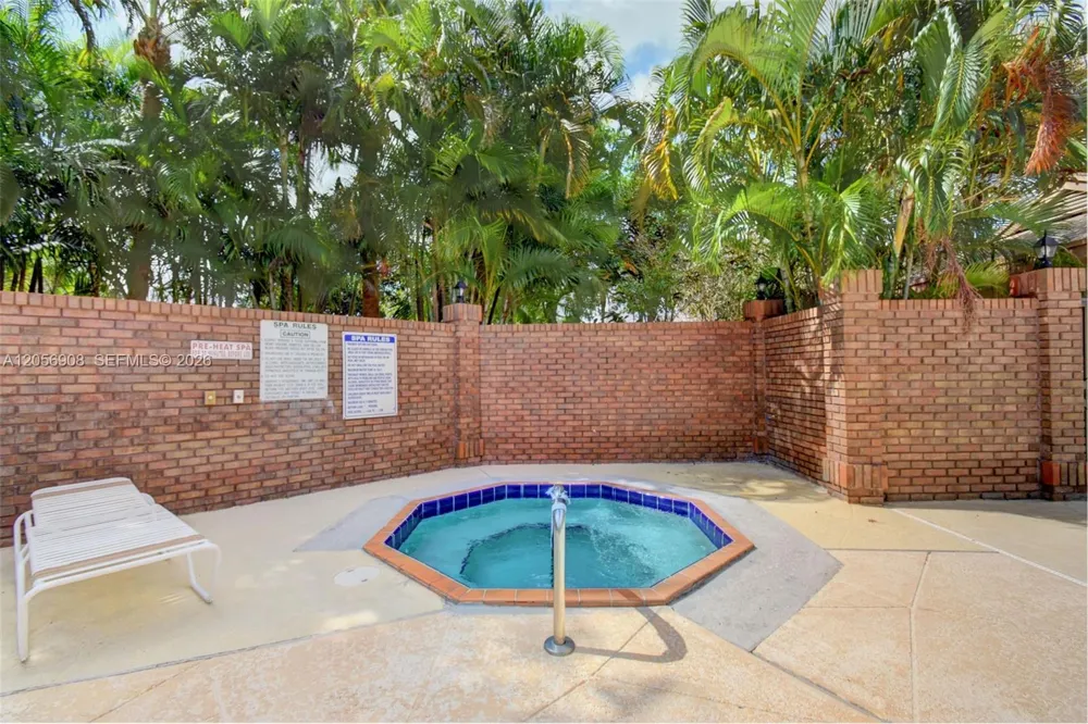 802 Landings Blvd Green Acres, FL 33413