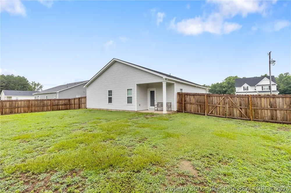 643 Barlow Road Parkton, NC 28371