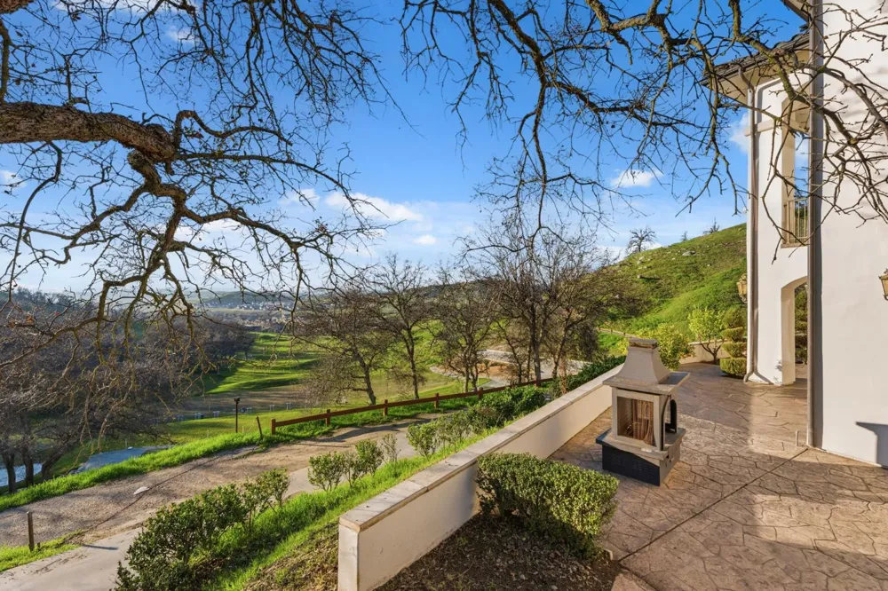 22221 Masters Drive Friant, CA 93626
