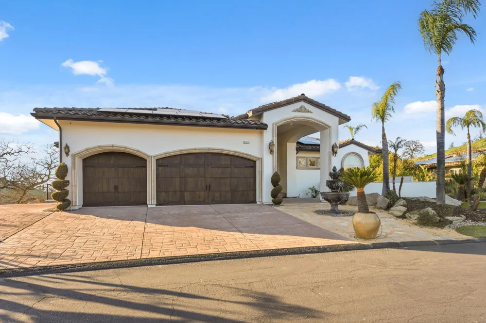 22221 Masters Drive Friant, CA 93626