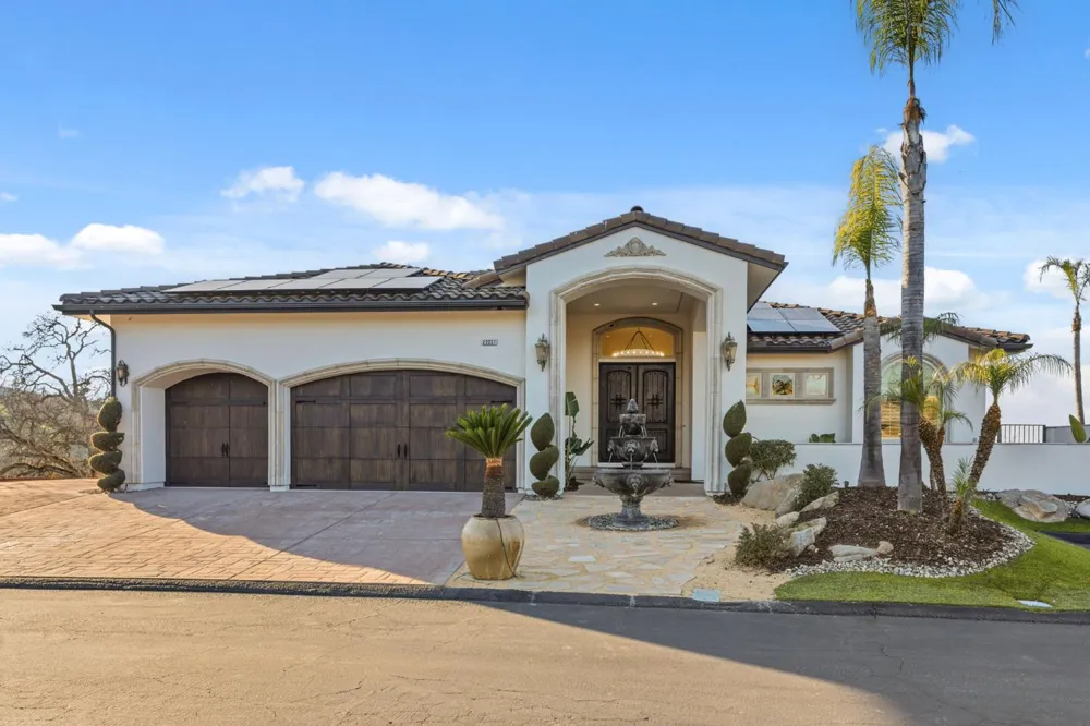 22221 Masters Drive Friant, CA 93626