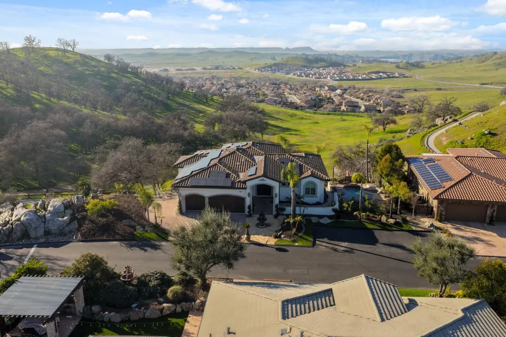 22221 Masters Drive Friant, CA 93626