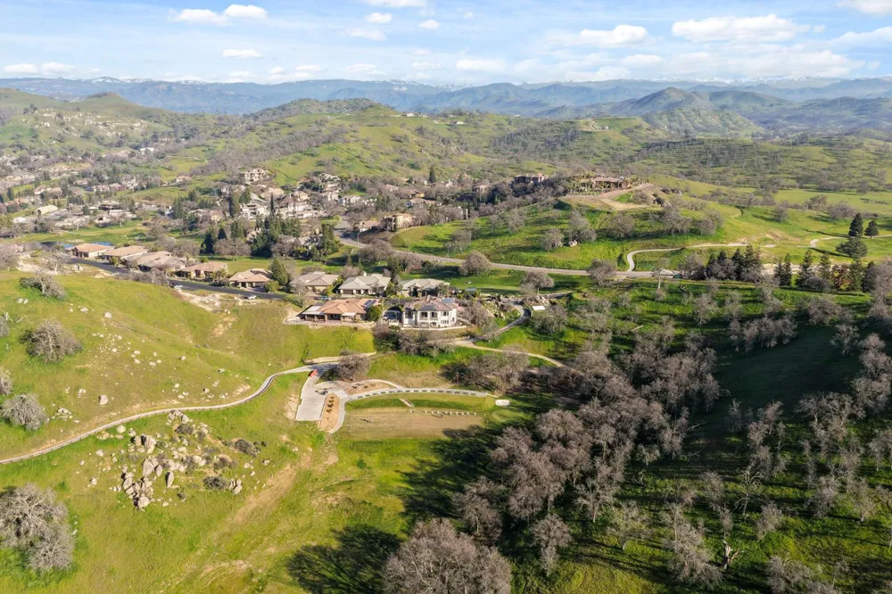 22221 Masters Drive Friant, CA 93626