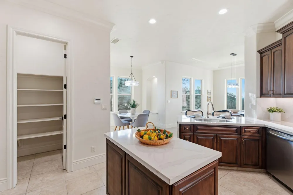 22221 Masters Drive Friant, CA 93626