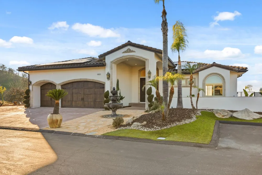 22221 Masters Drive Friant, CA 93626