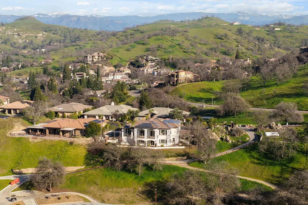 22221 Masters Drive Friant, CA 93626