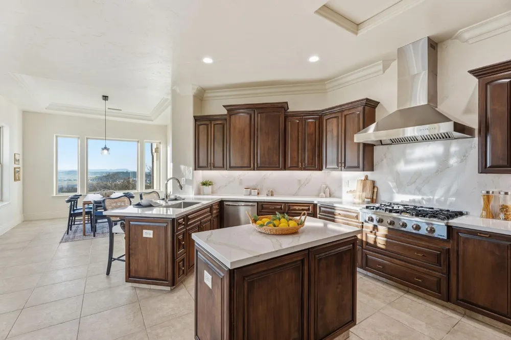 22221 Masters Drive Friant, CA 93626