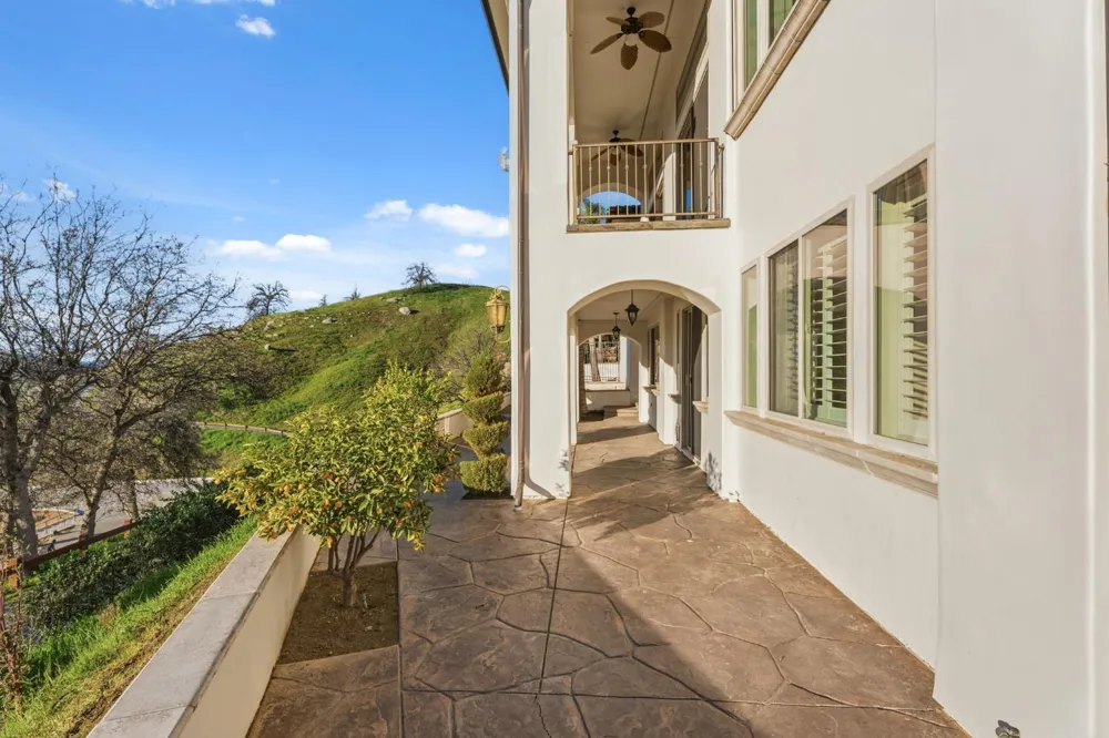 22221 Masters Drive Friant, CA 93626