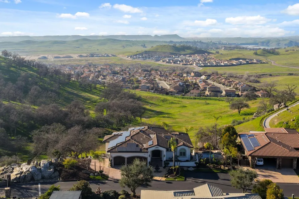22221 Masters Drive Friant, CA 93626